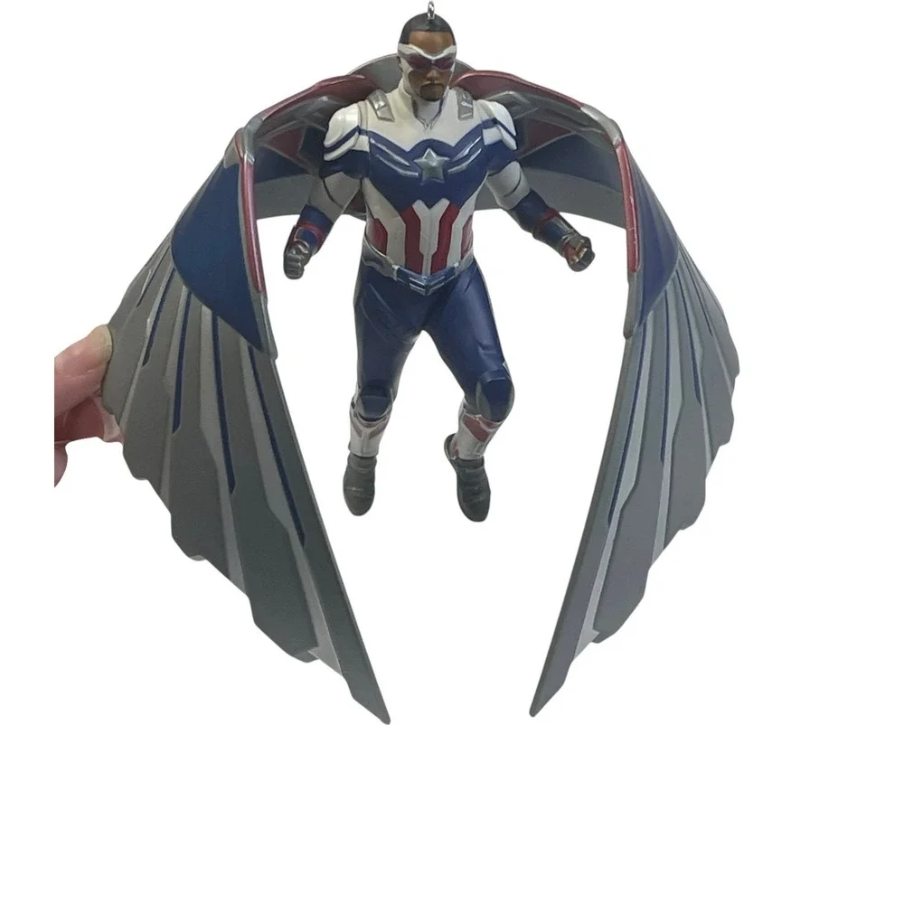 Hallmark‎ Keepsake 2021 Sam Wilson Captain America Ornament Marvel